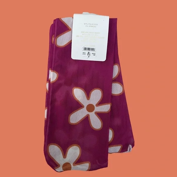 LA HEARTS SOCKS NWT - Picture 2 of 4